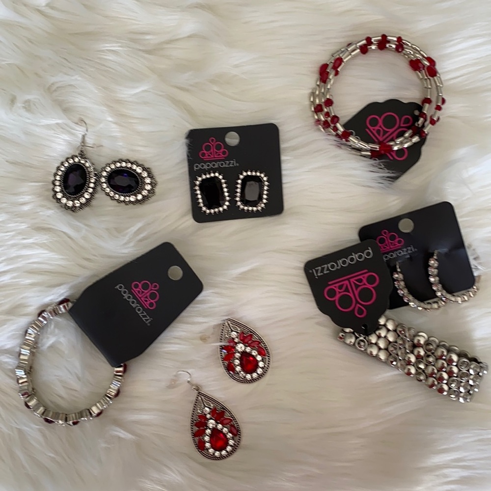 PAPARAZZI Silver Bling for sale!